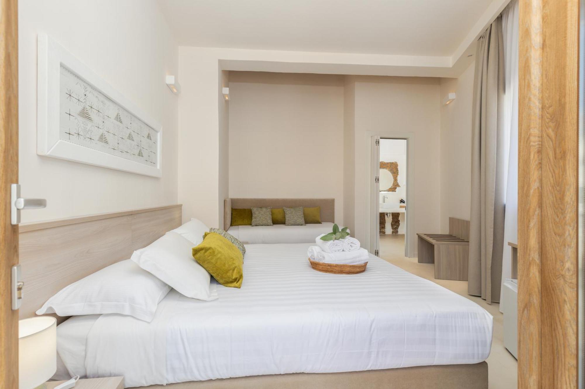 Ausentu Guest House ตอร์โตลี ภายนอก รูปภาพ